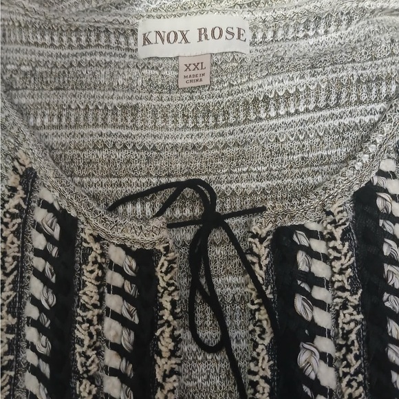 Plus Size Xxl Knox Rose Black and White Knit Top with Tassel Accent - Picture 2 of 8